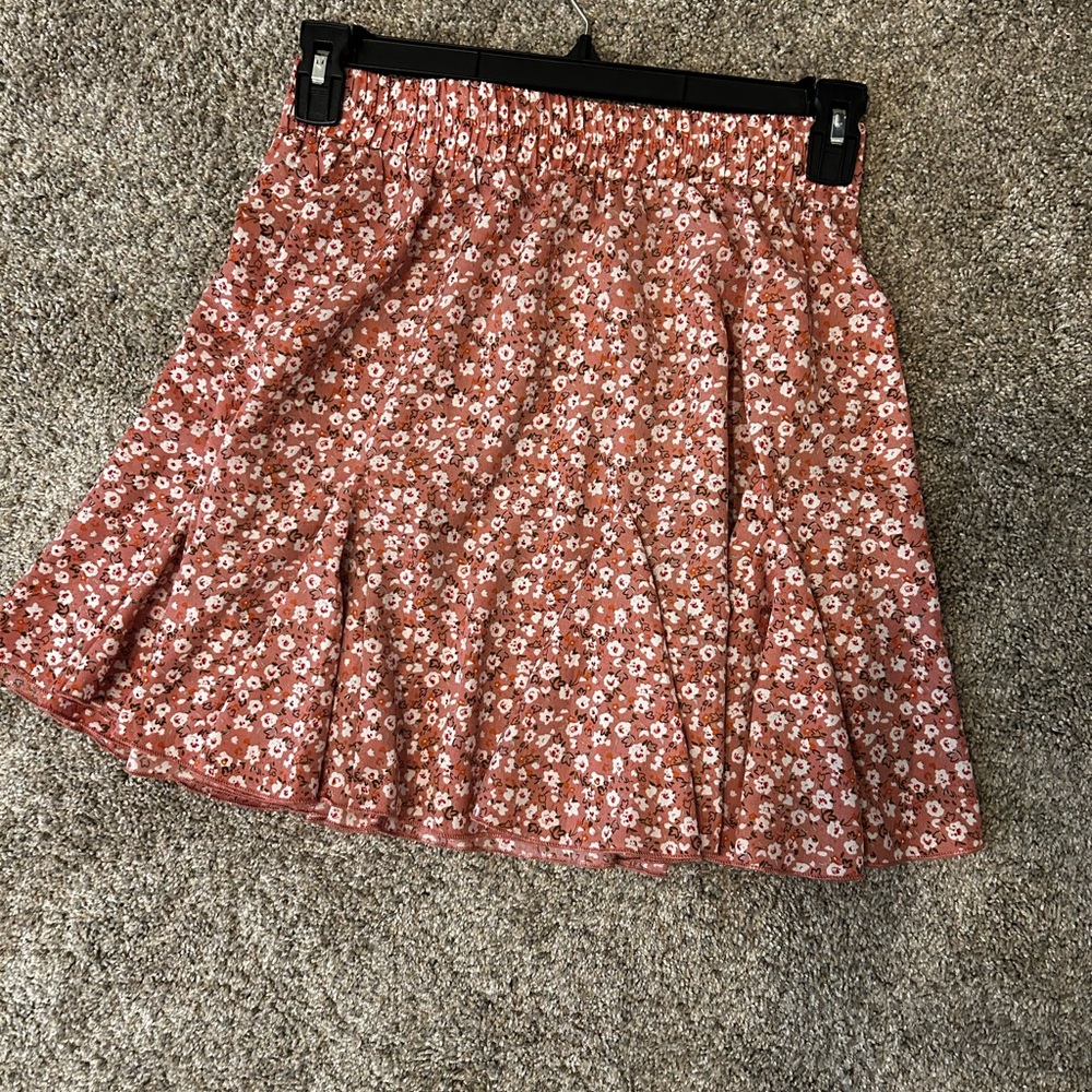 H&M Floral A-Line Skirt in Pink